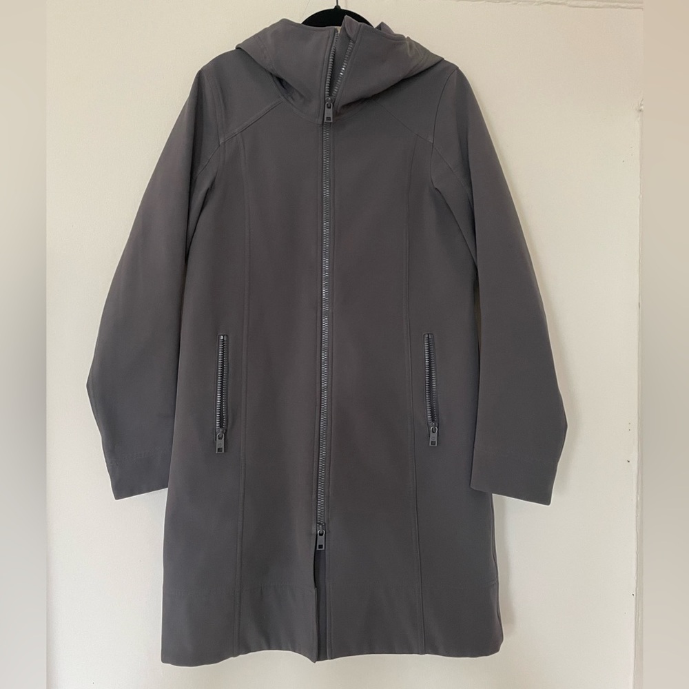 Lululemon grey rain jacket